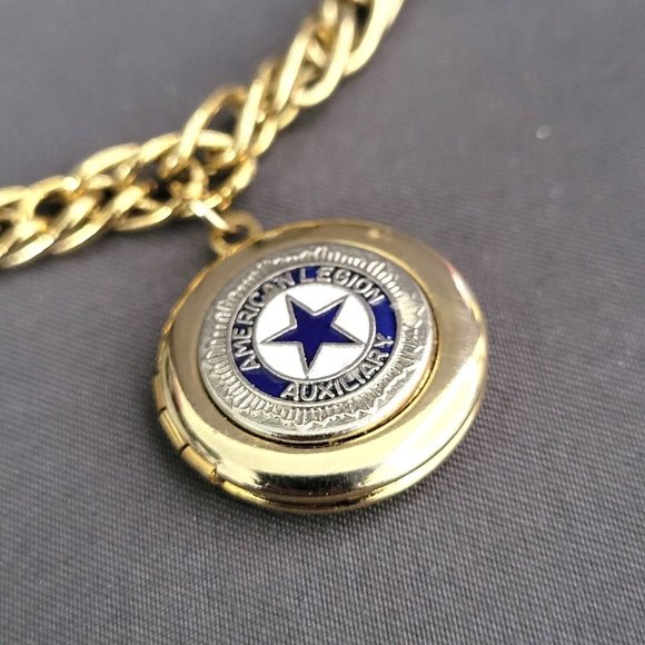 Vintage American Legion Gold Tone Locket Charm Fashion Chain Bracelet 7 1/4" - Picture 1 of 6